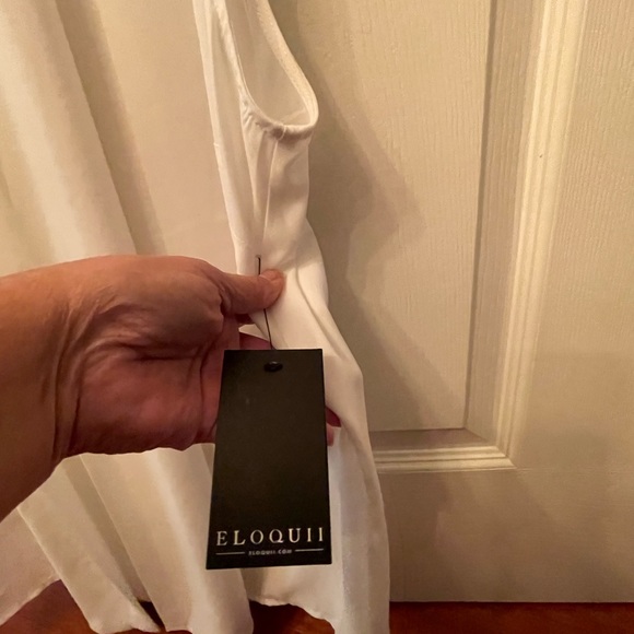 ELOQUII - The Ultimate Layering Tank White Size 20 - Picture 5 of 5